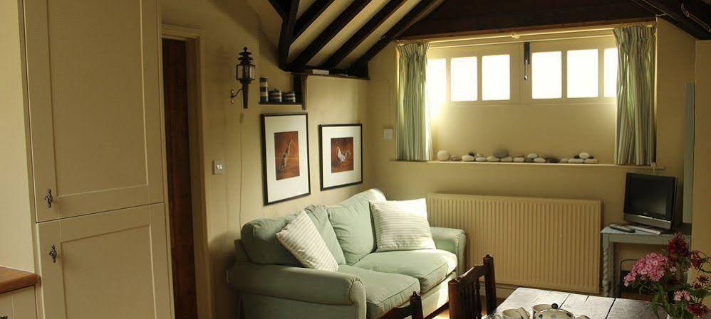 Munden House
