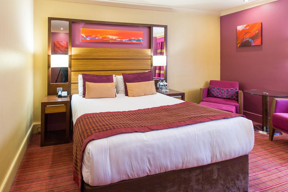 Ashford International Hotel
