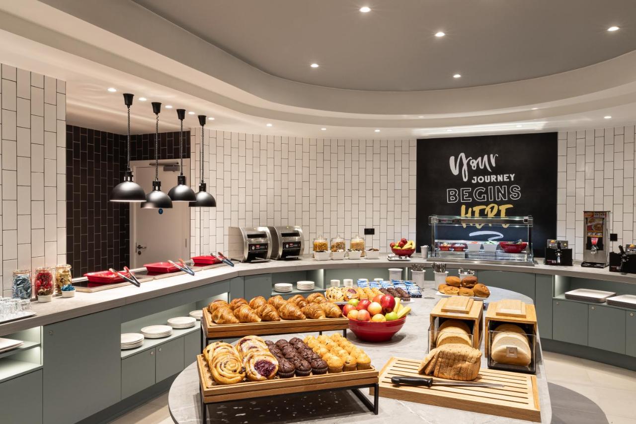 Hampton by Hilton Ashford International