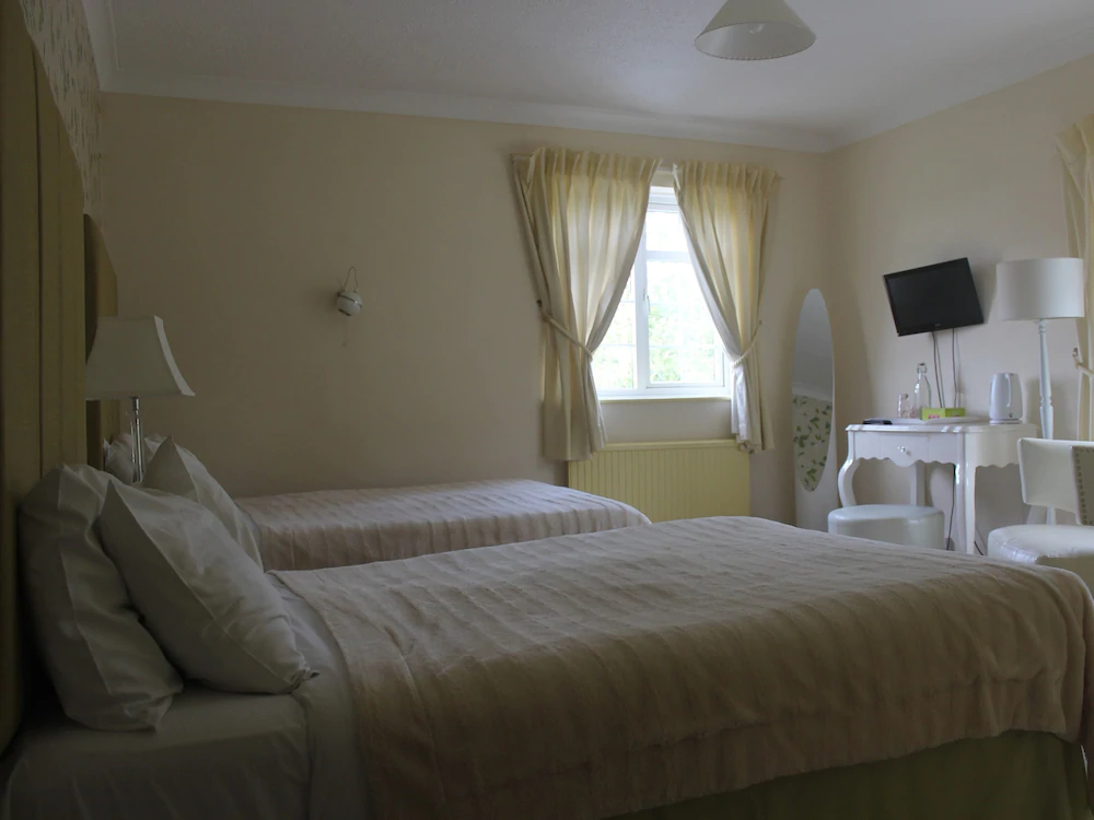 Plumpton House