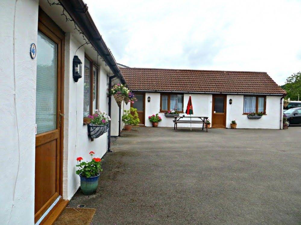 Reservoir View Motel