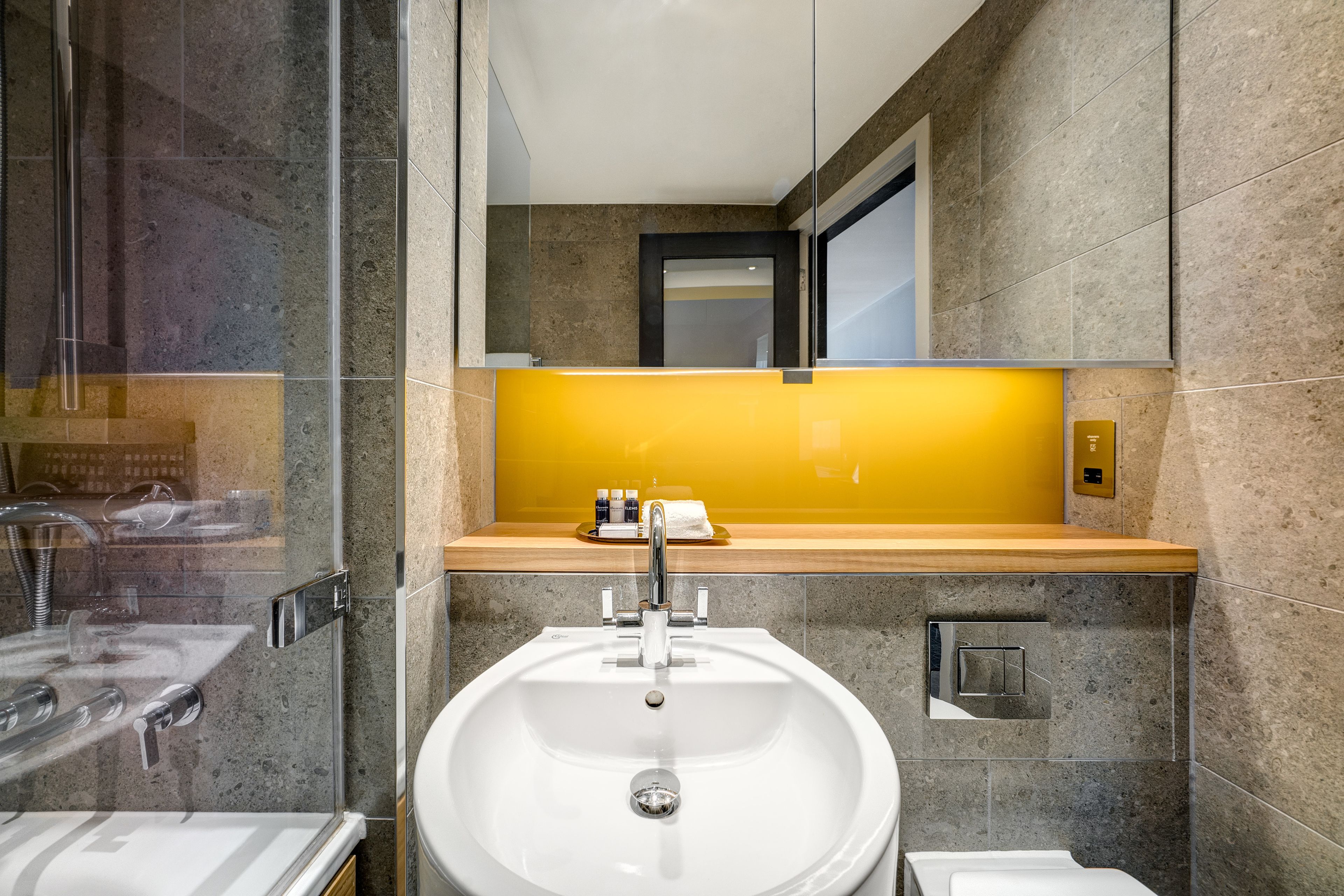 Apex City of Bath Hotel