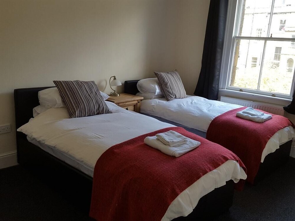 Bath Holiday Suites