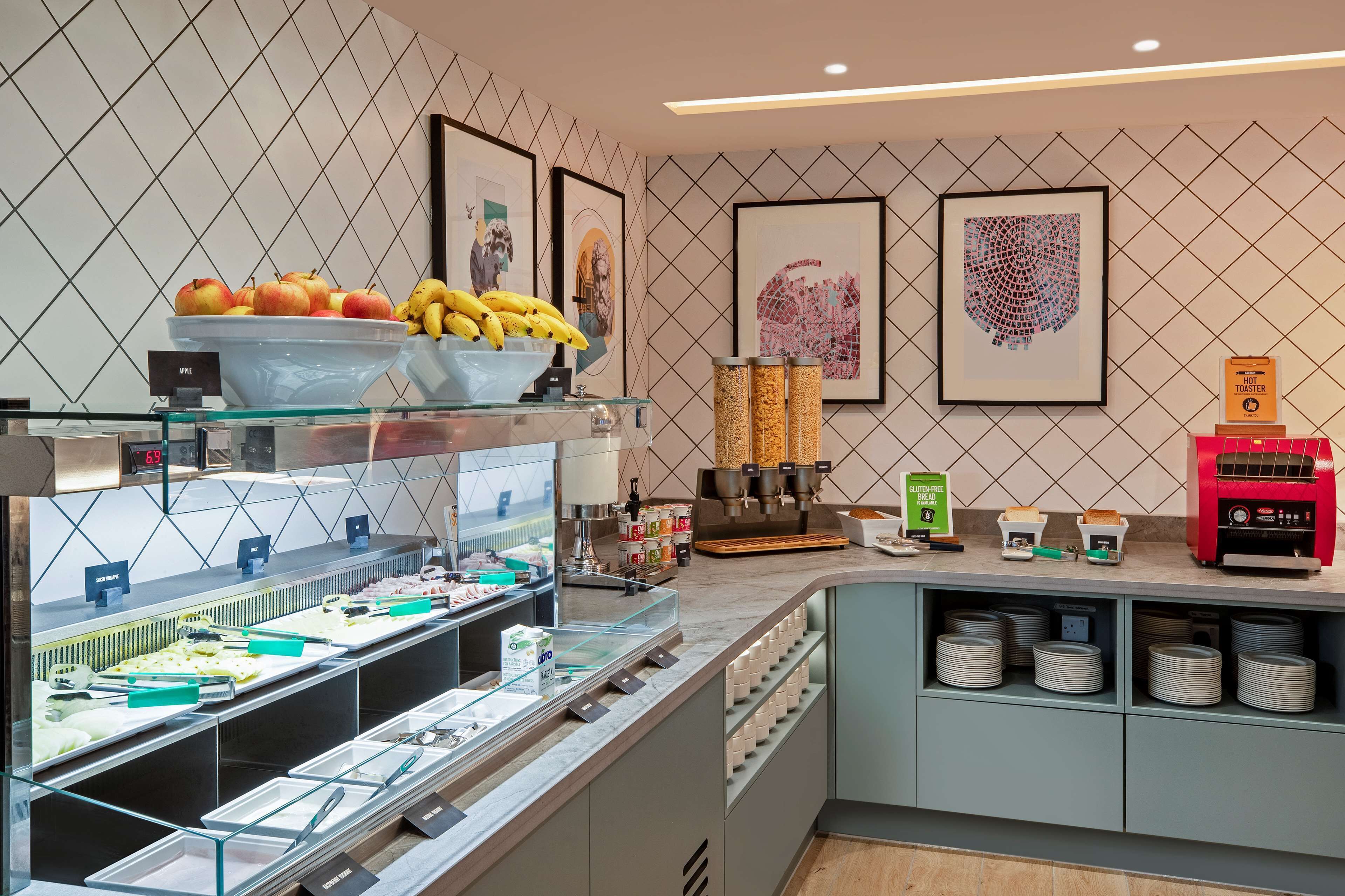 Hampton by Hilton Bath City