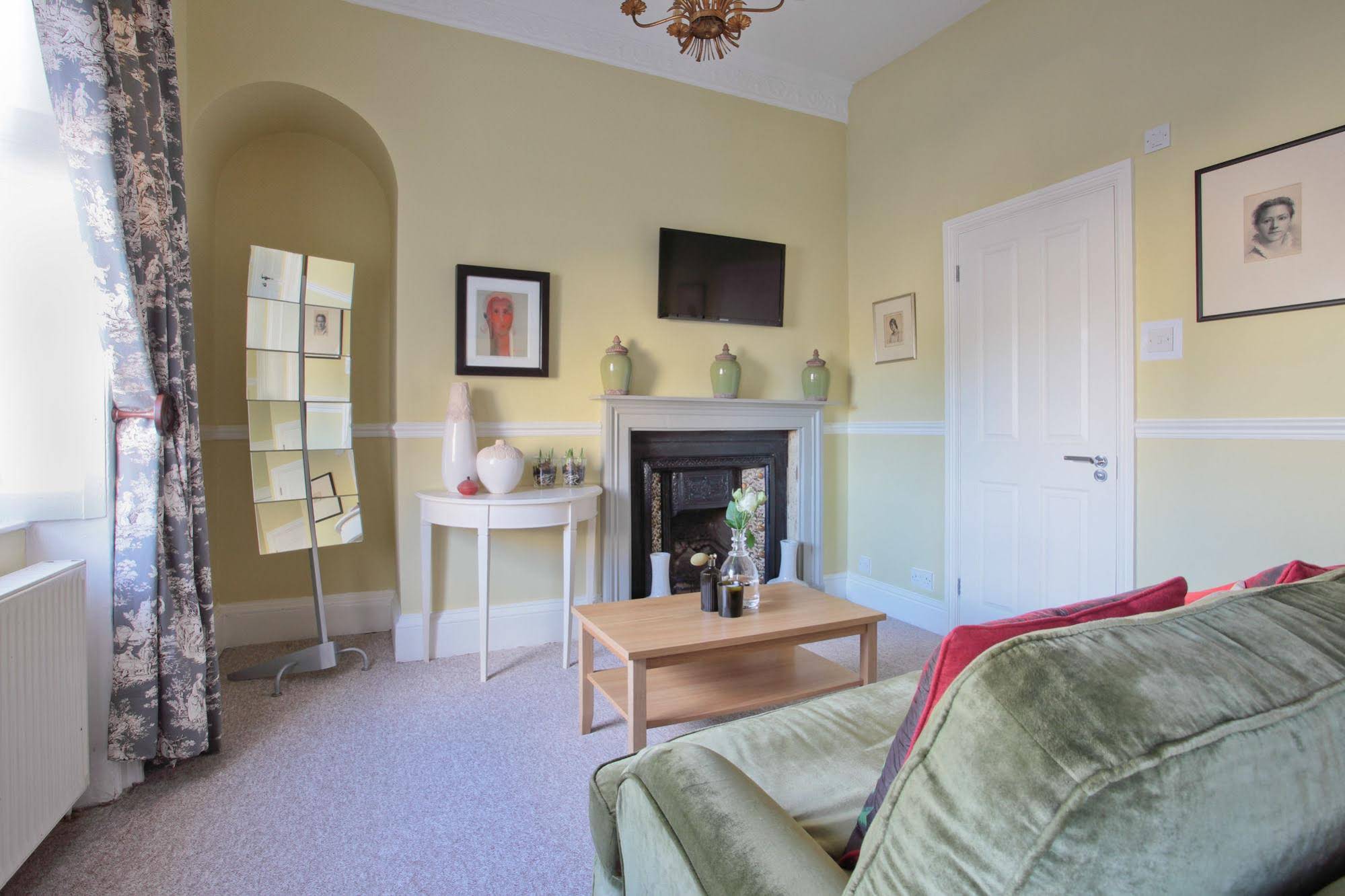 Hill House Bath