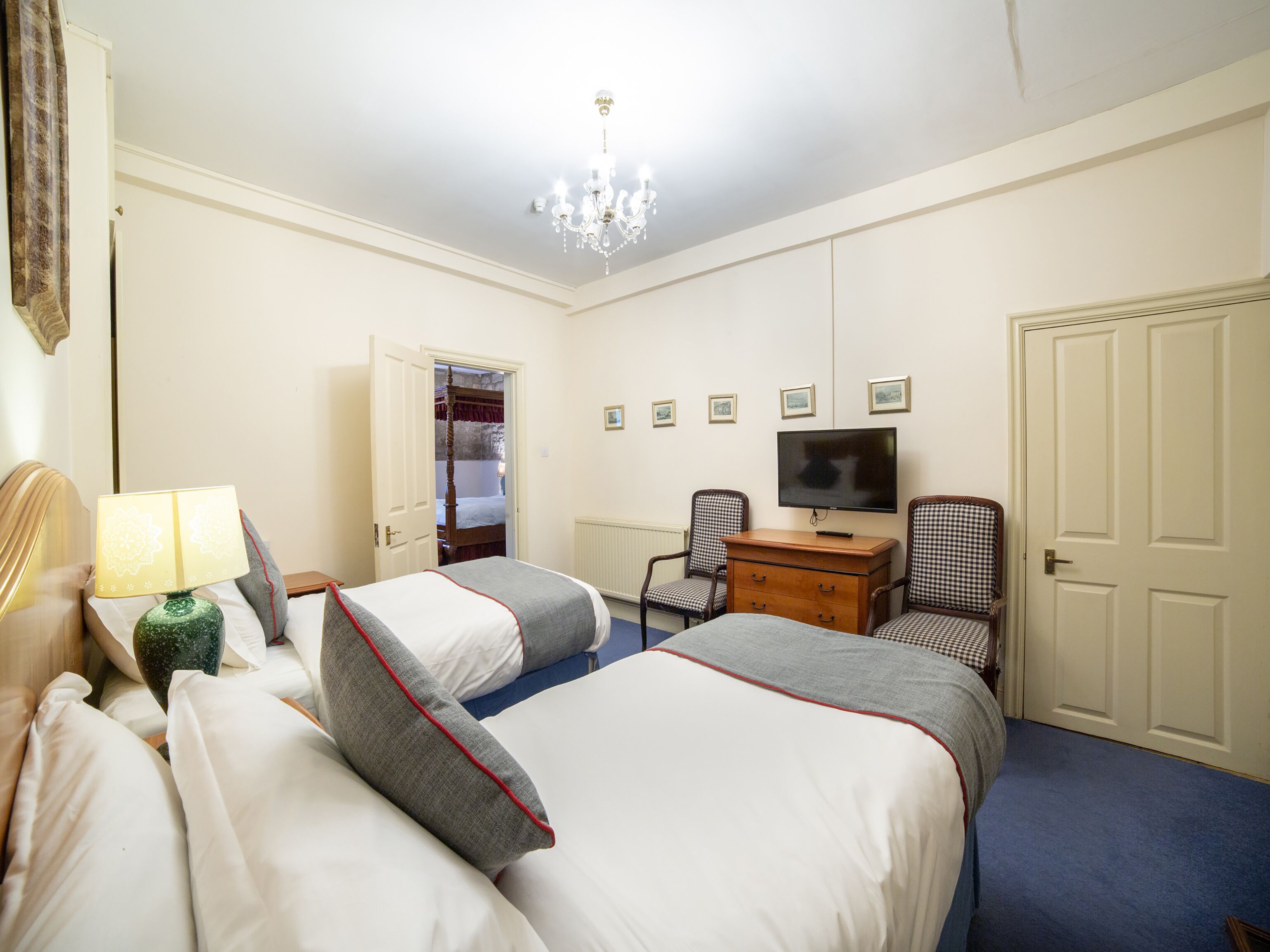 OYO Bailbrook Lodge, Bath