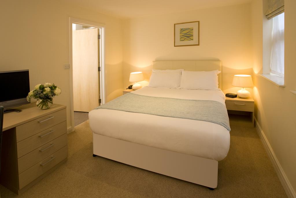 SACO Bath - St James Parade