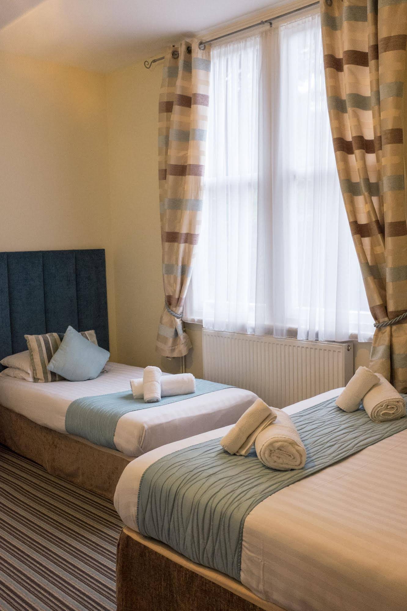 Wentworth House Hotel