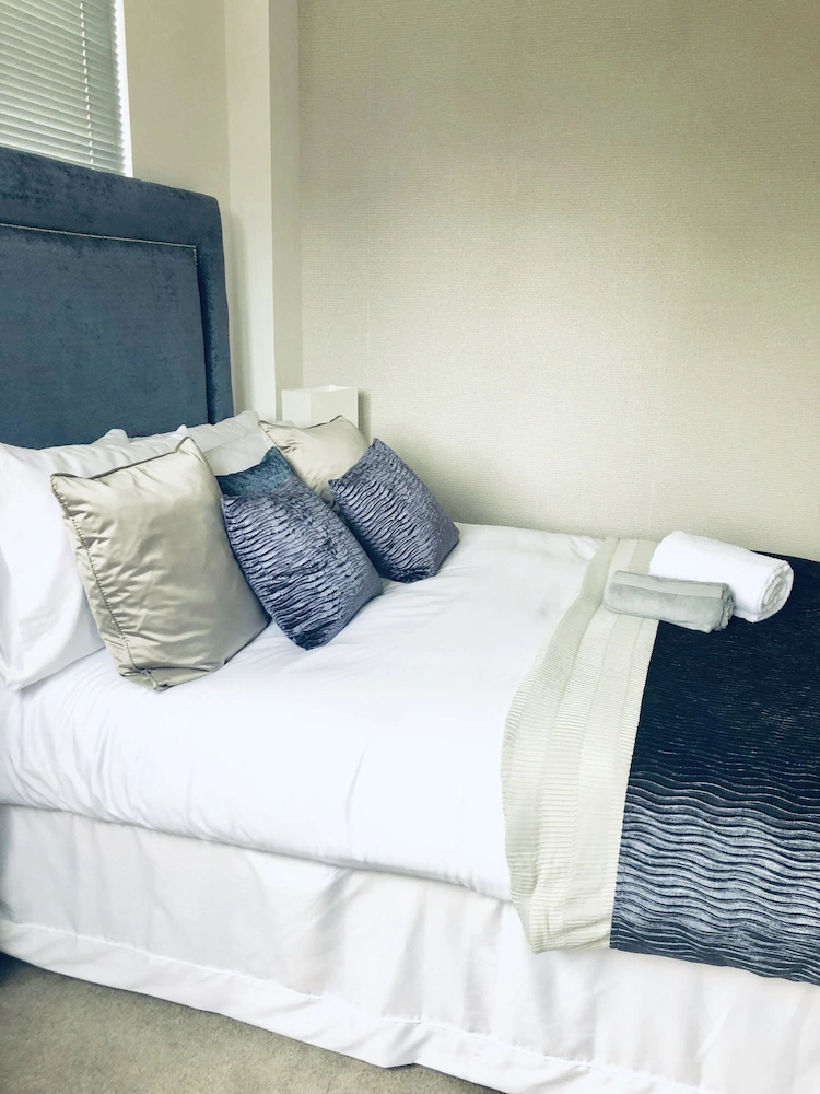 Snapos Luxury Serviced Apartments Meridian House Bedford