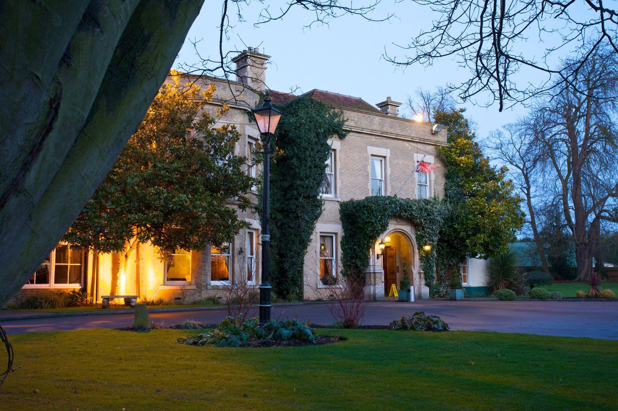 Woodlands Manor