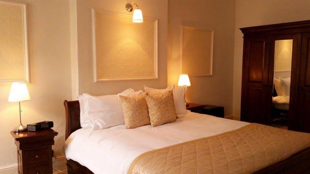 The King's Arms Hotel