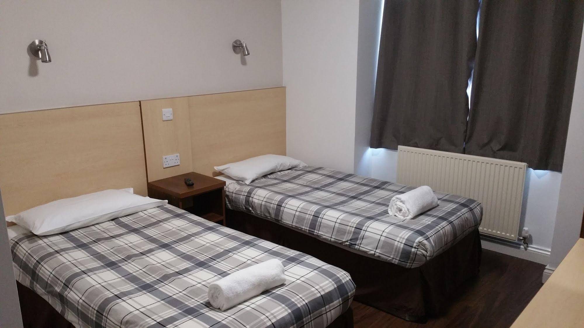 Lynden Court