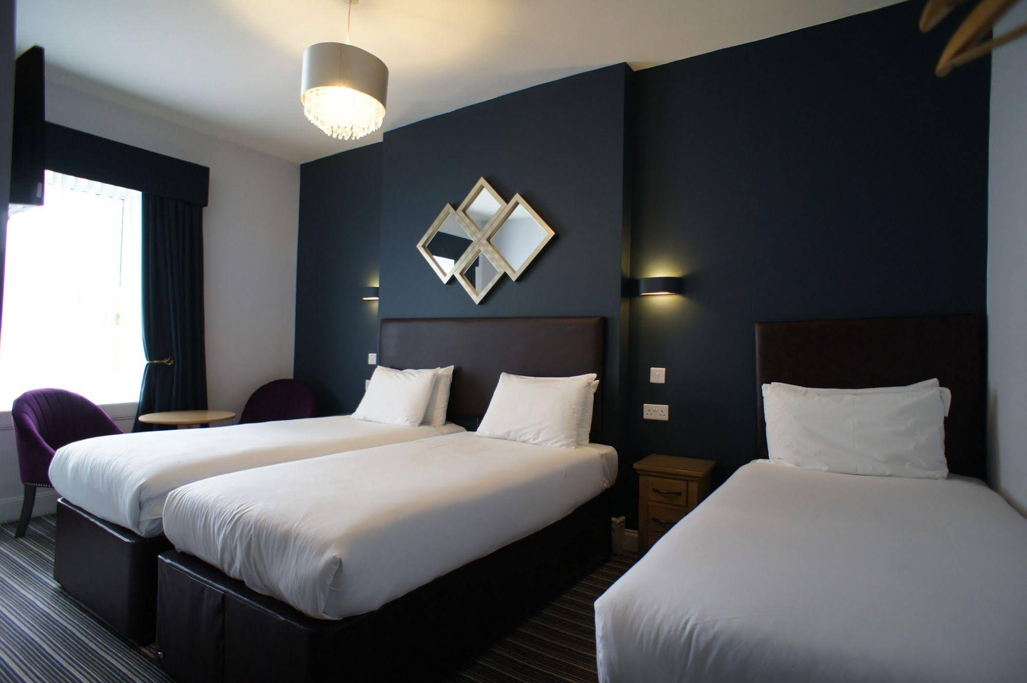 The Applewood Hotel