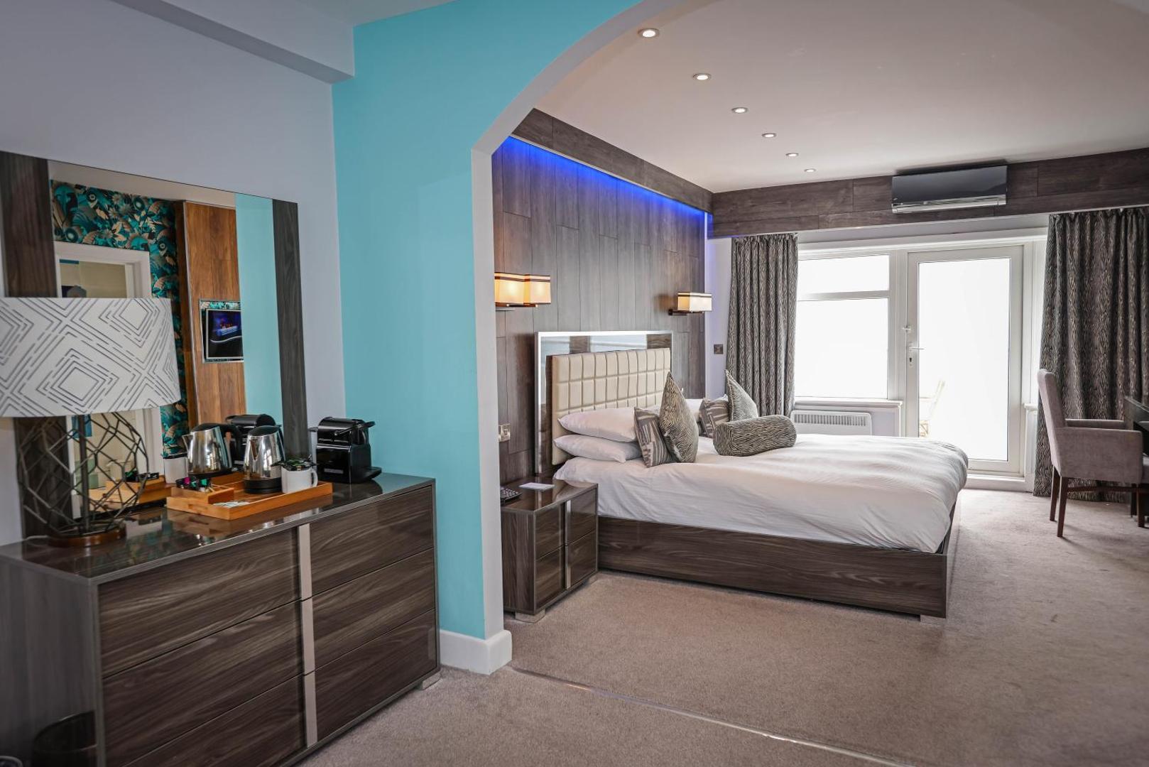 The Cumberland Hotel
