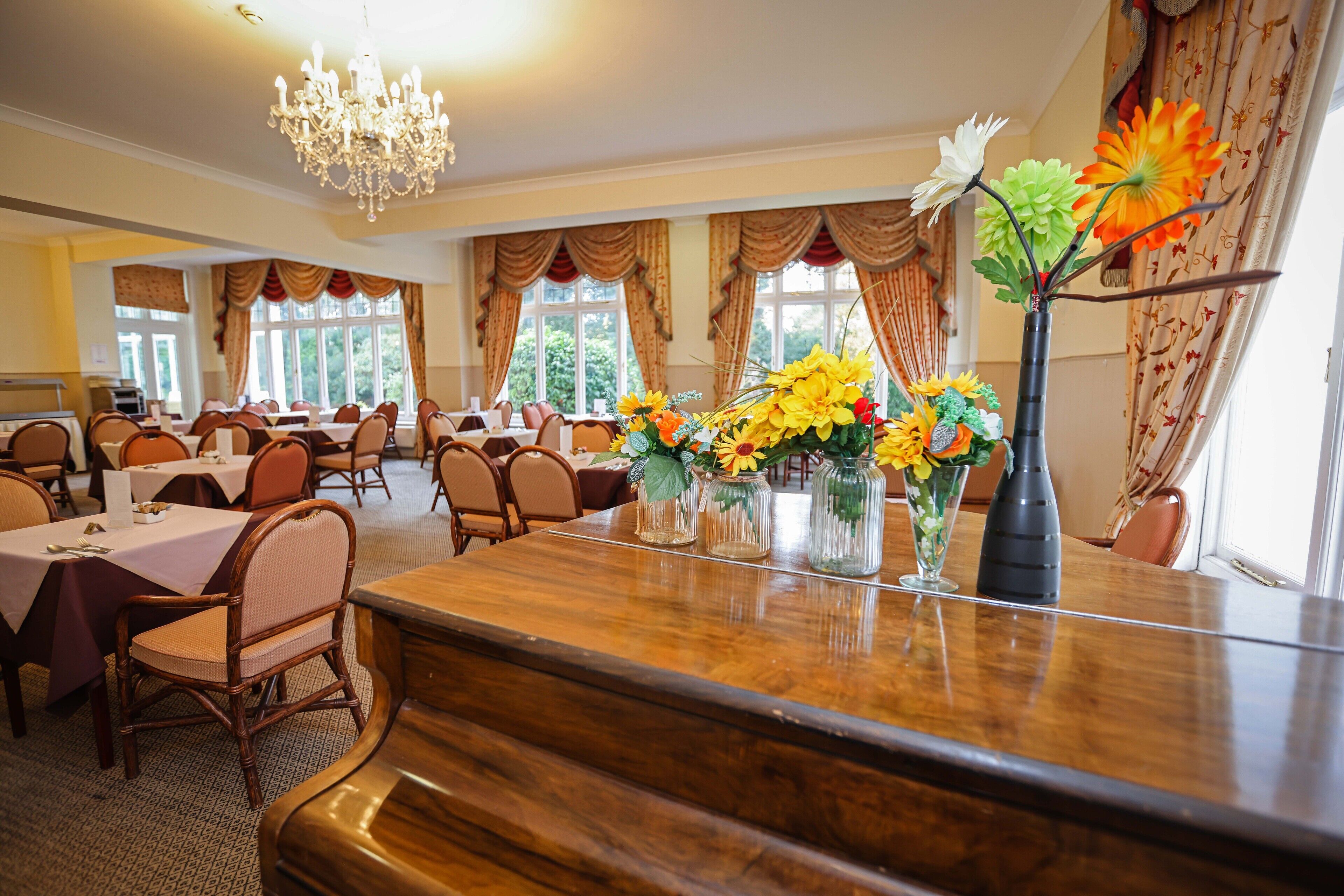 The Grove Hotel