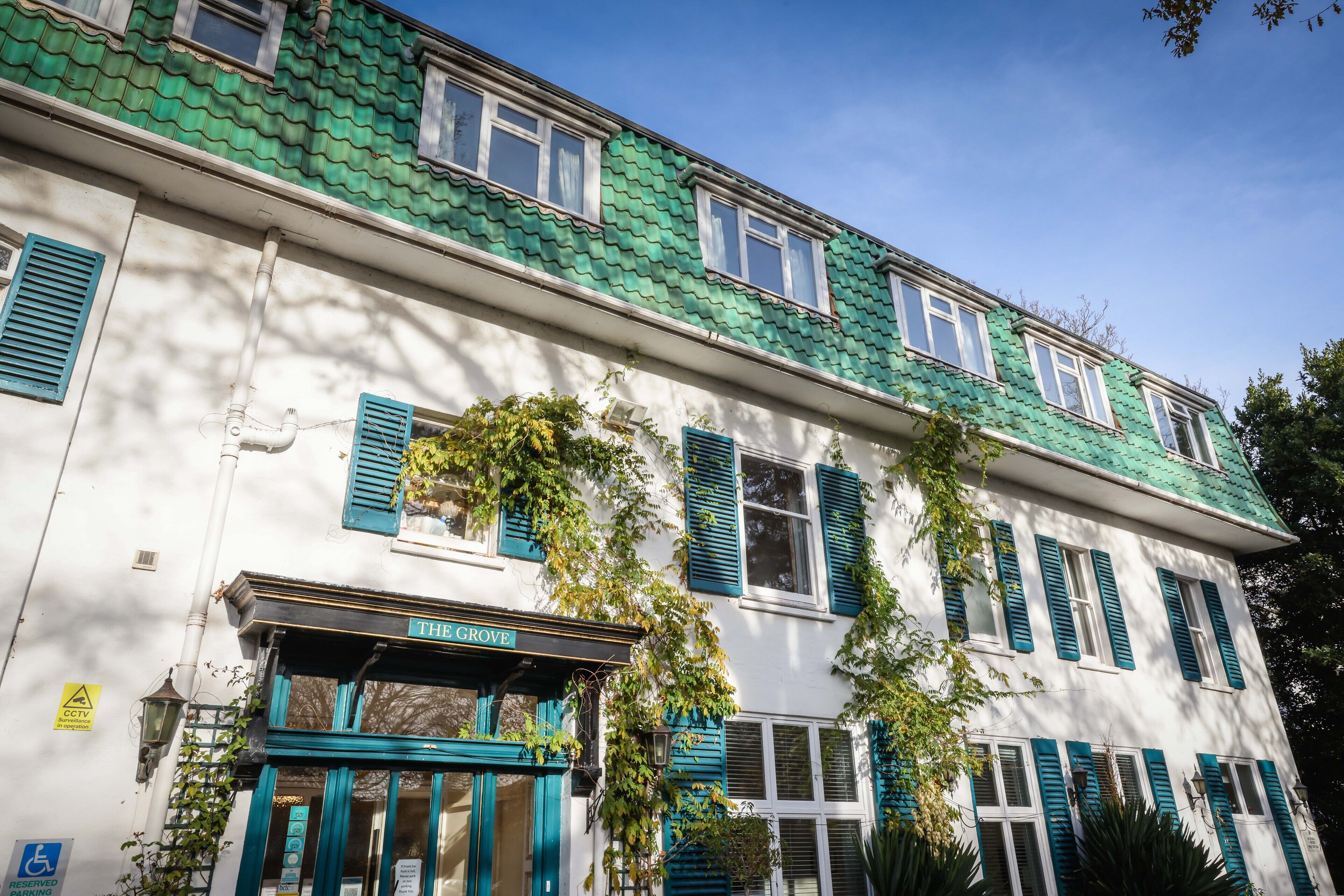 The Grove Hotel