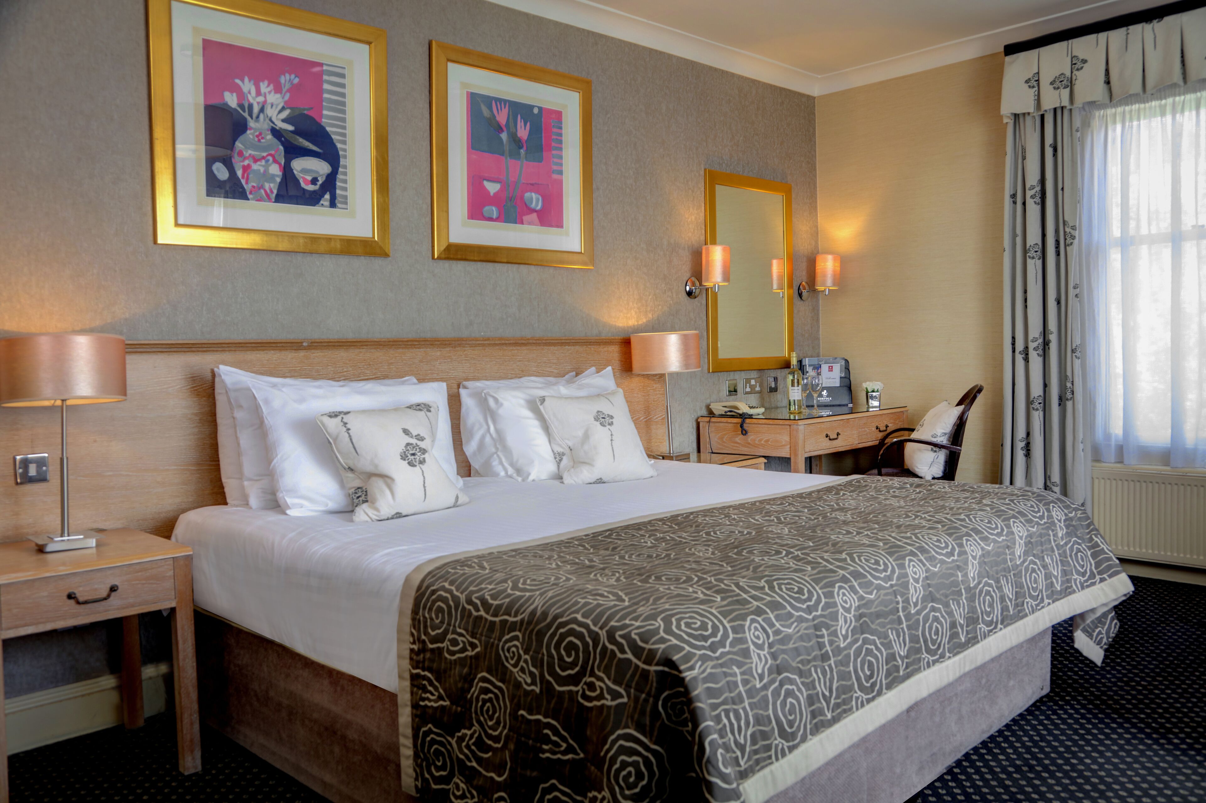 The Norfolk Royale Hotel
