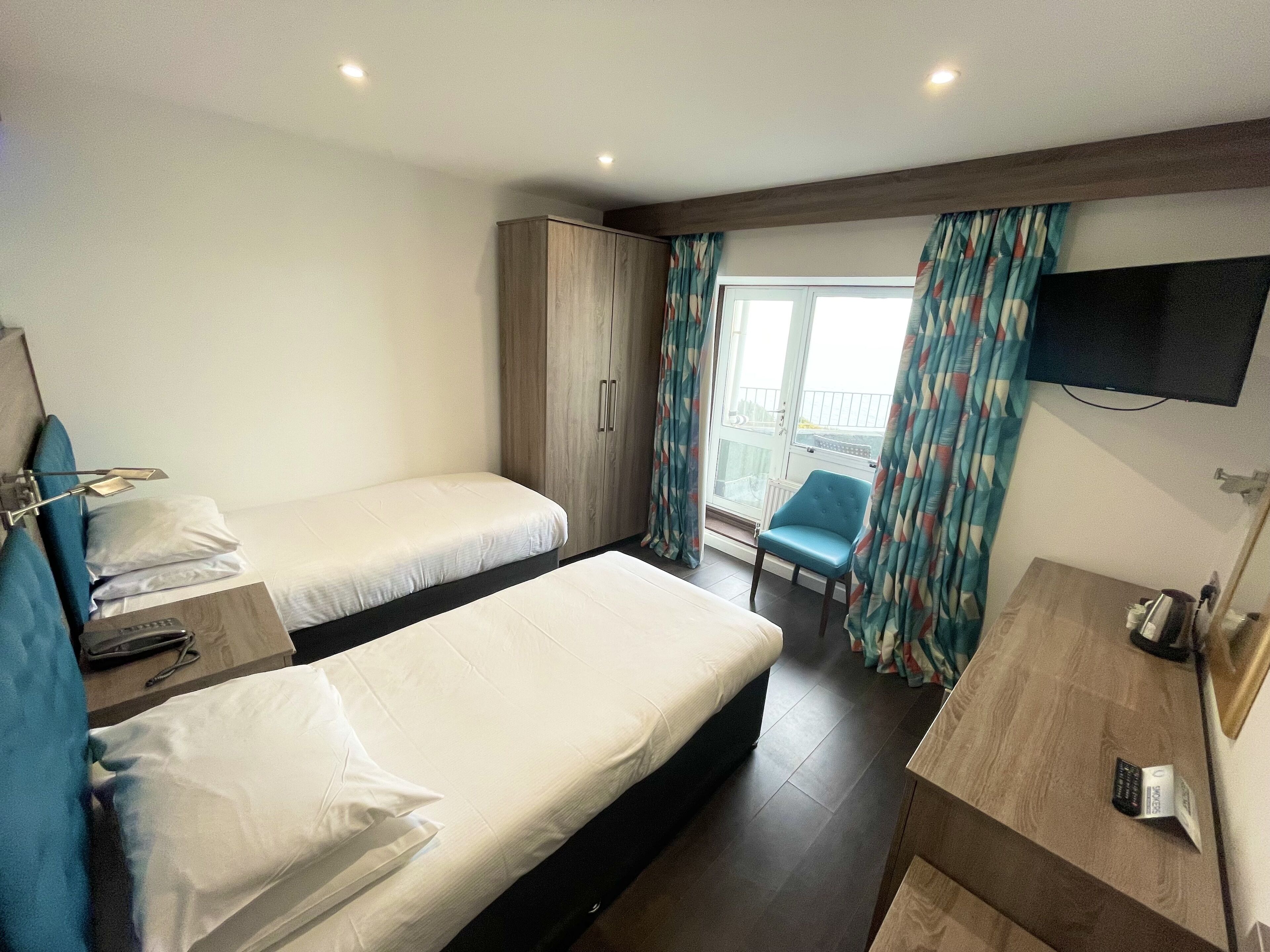 The Suncliff Hotel