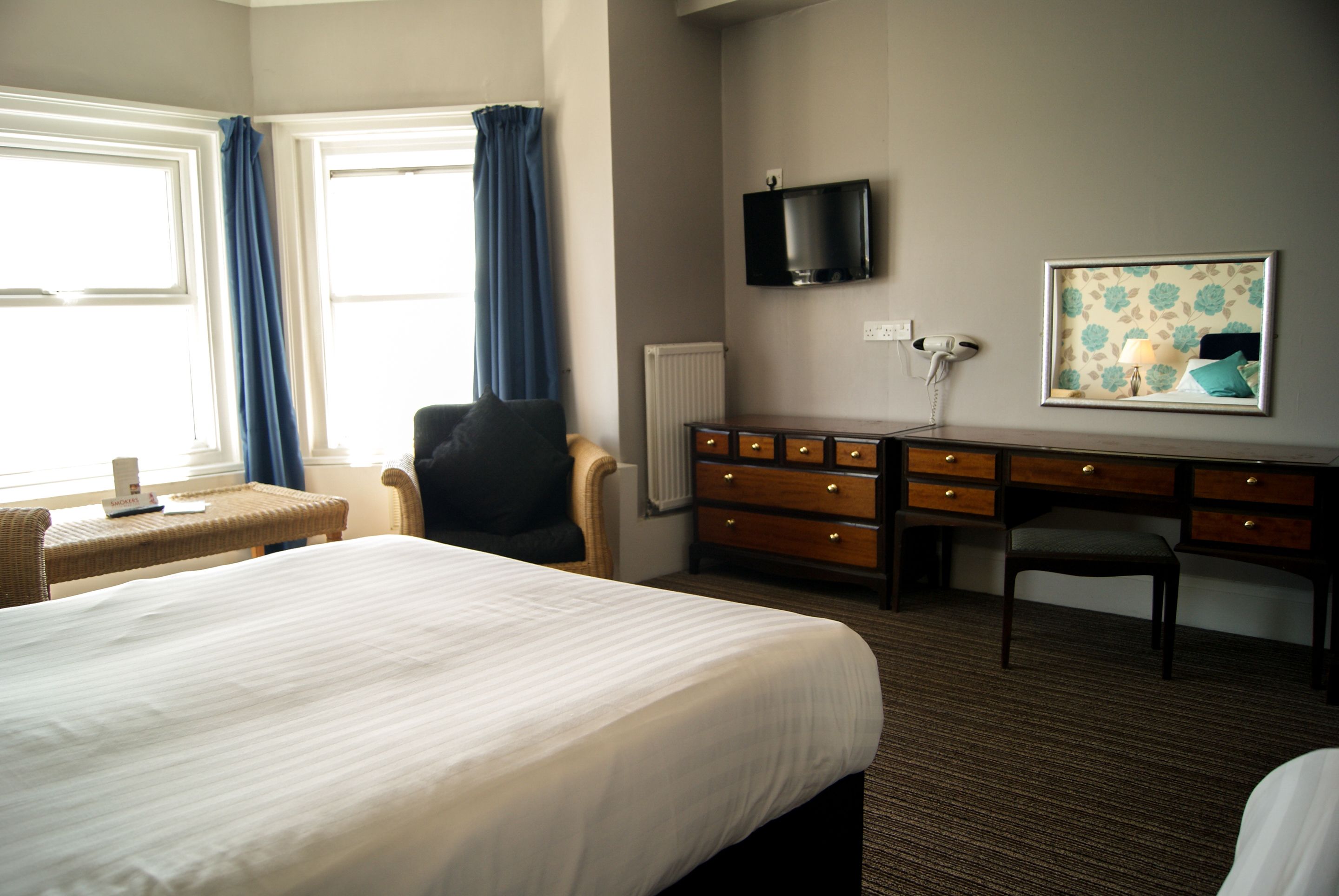The Suncliff Hotel