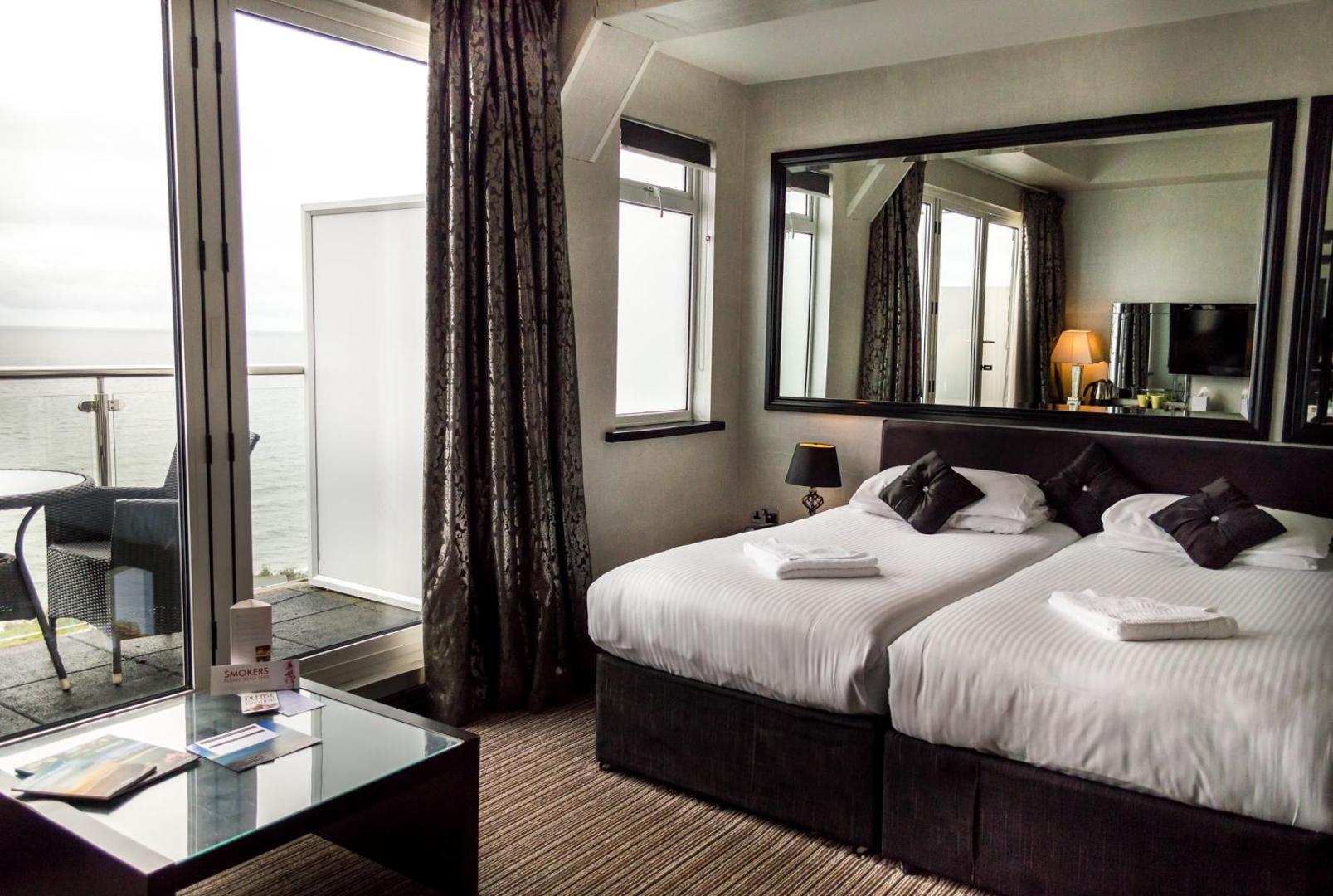 The Suncliff Hotel