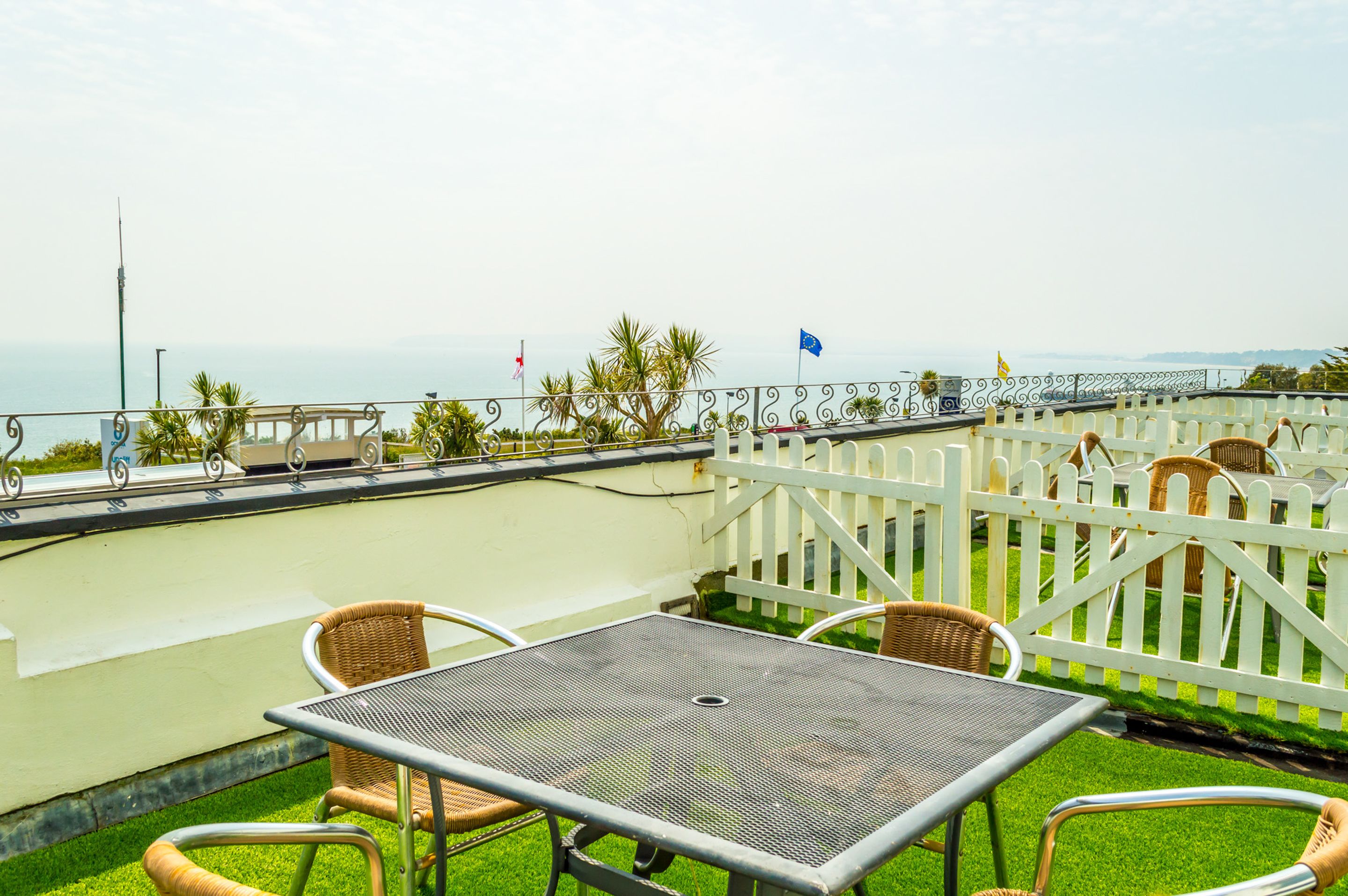 The Suncliff Hotel