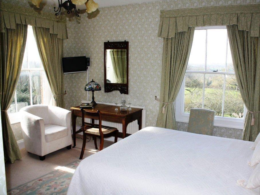 Woodlands Country House