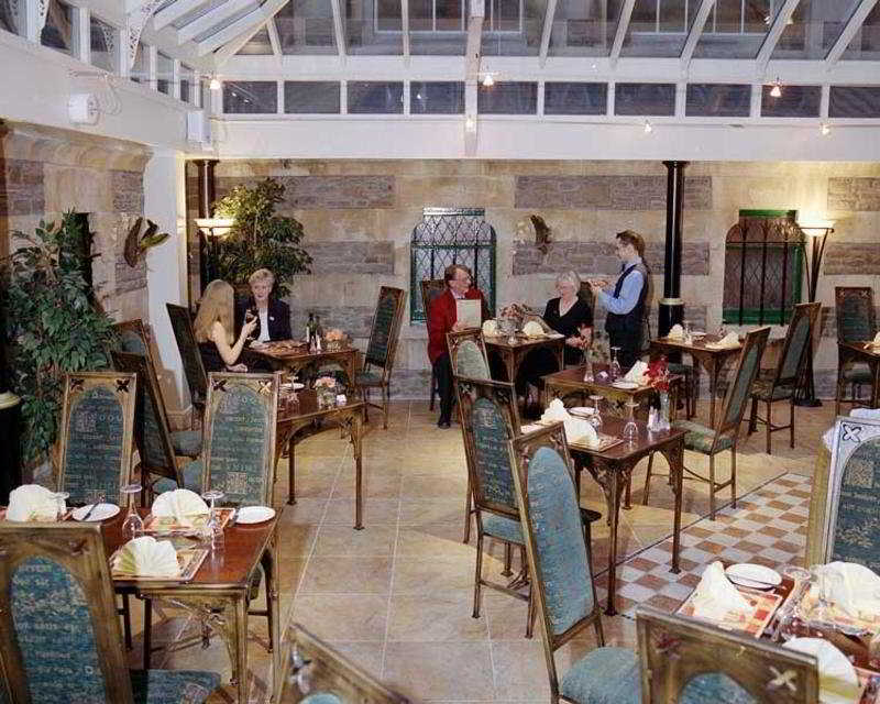 Arnos Manor