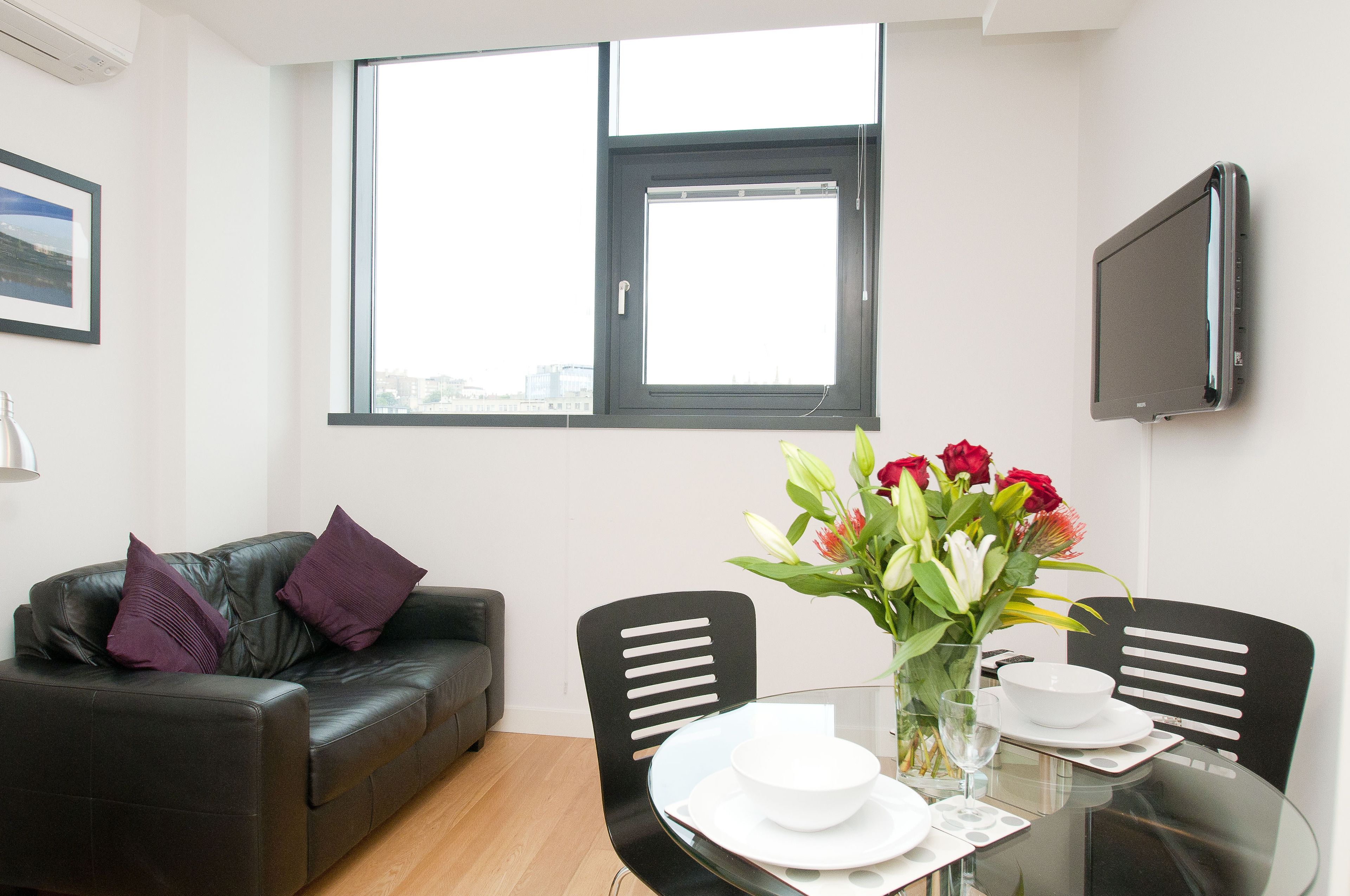 Cleyro Serviced Apartments - Finzels Reach