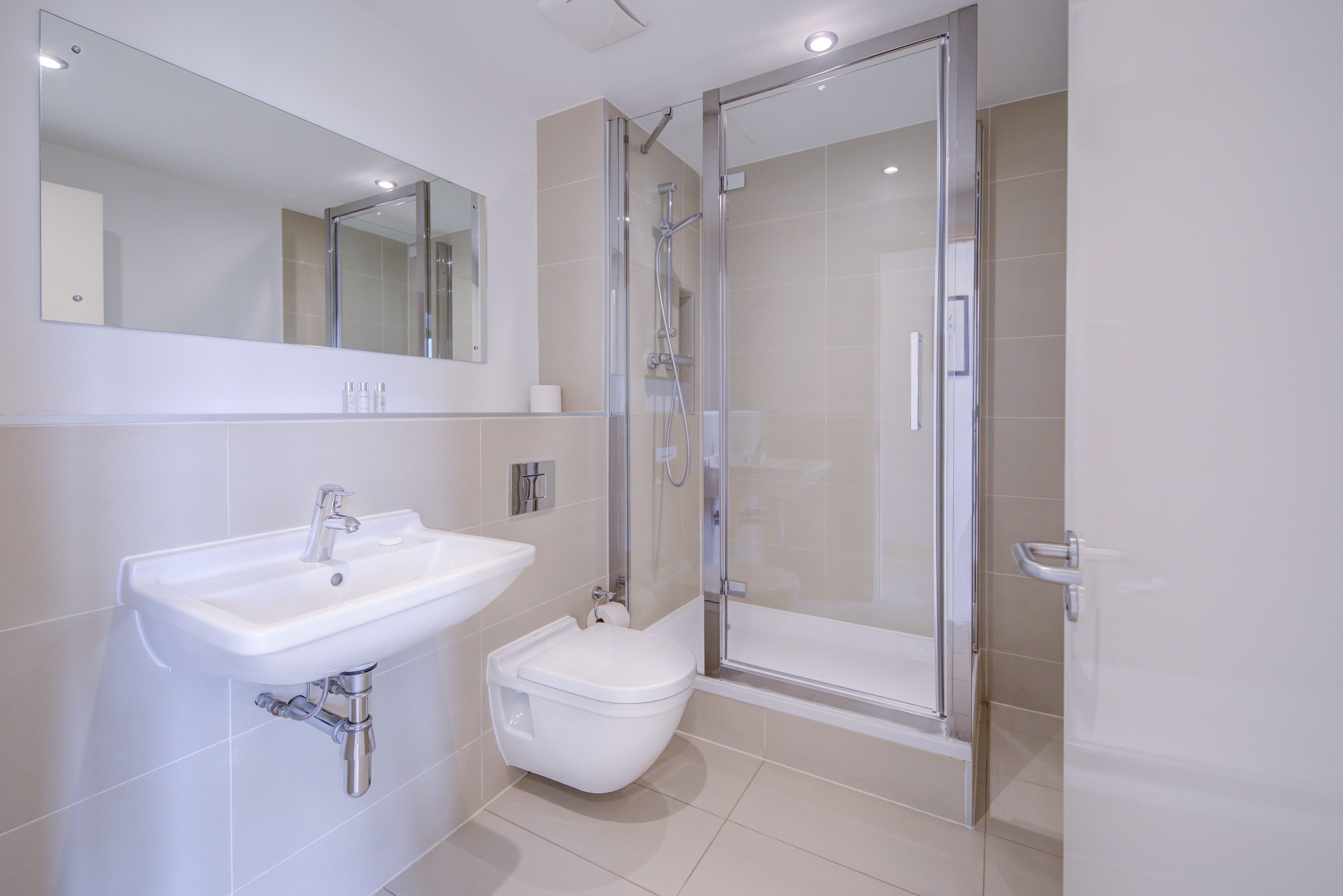 Cleyro Serviced Apartments - Finzels Reach