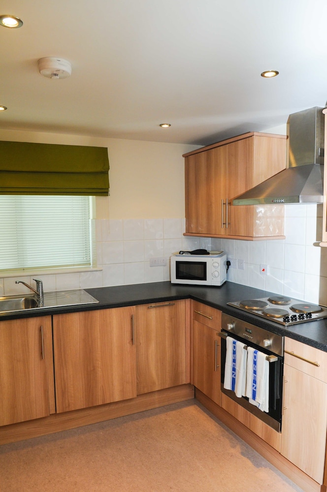 Cotham Apartments
