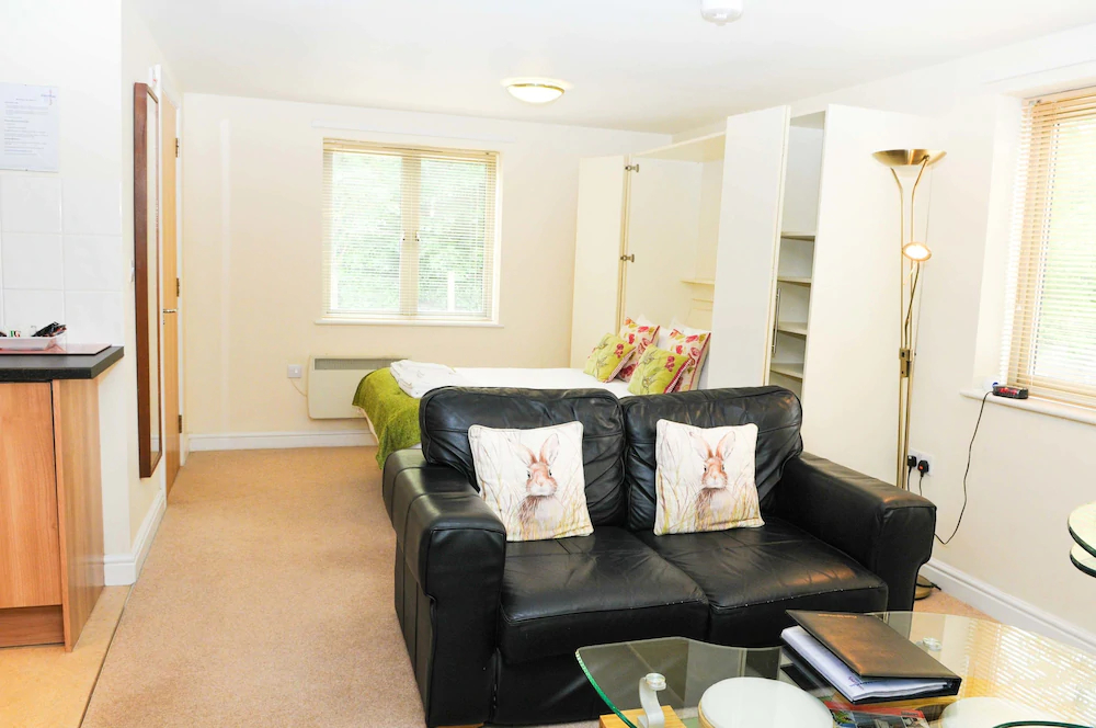 Cotham Apartments