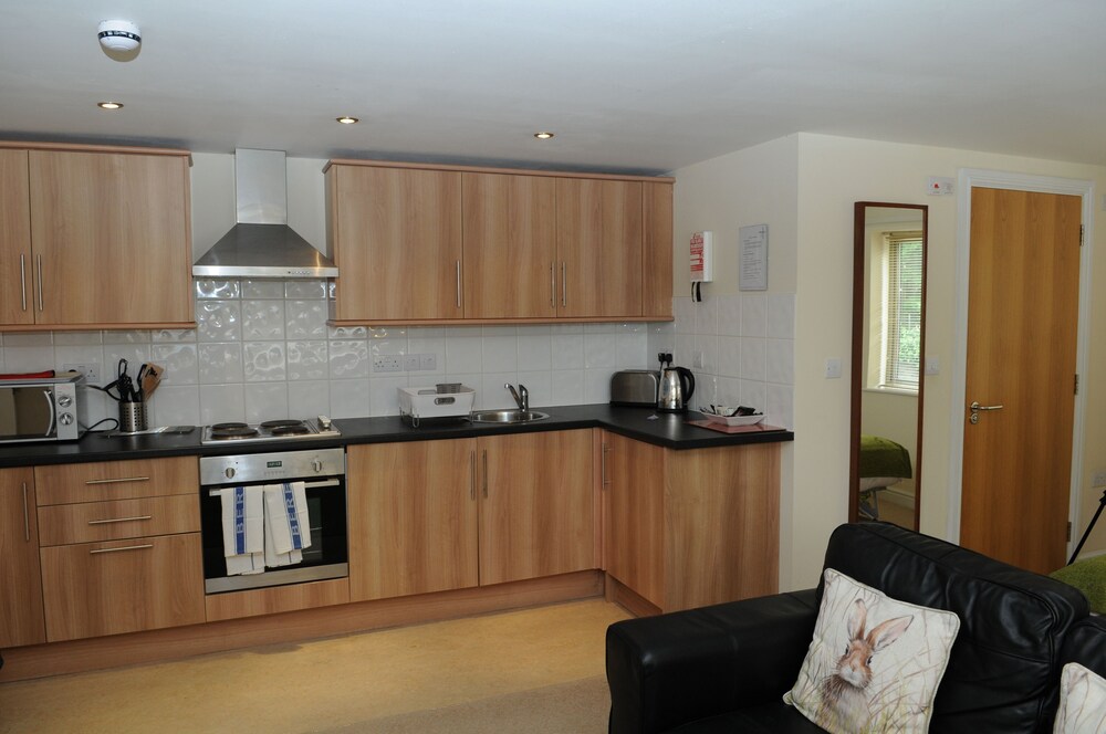 Cotham Apartments