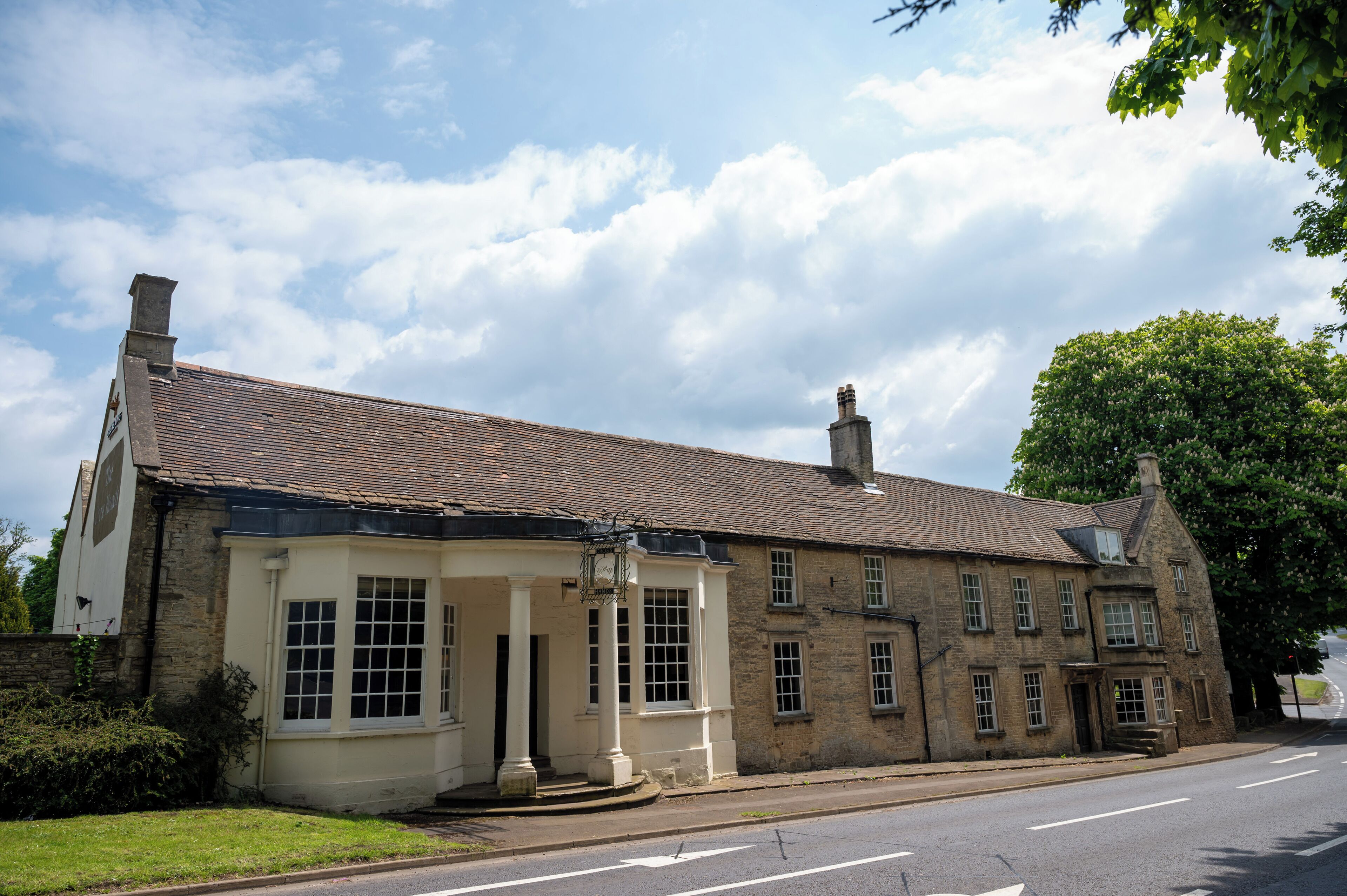 Cross Hands Hotel
