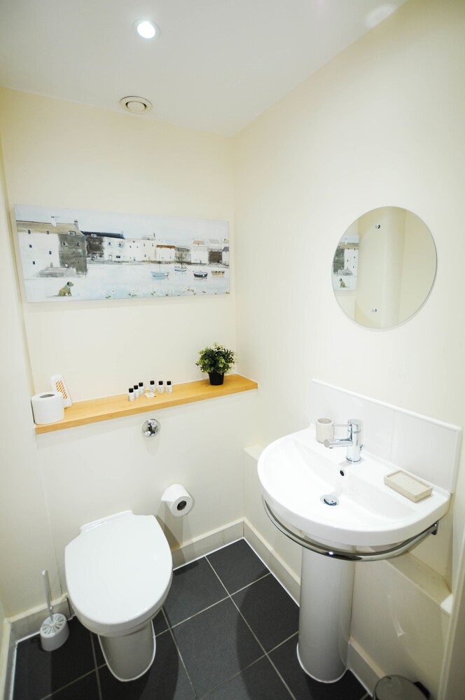 Your Stay Bristol Hamilton Court Apartments