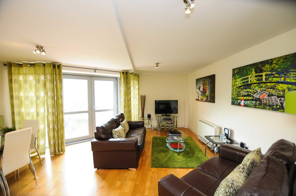 Your Stay Bristol Hamilton Court Apartments