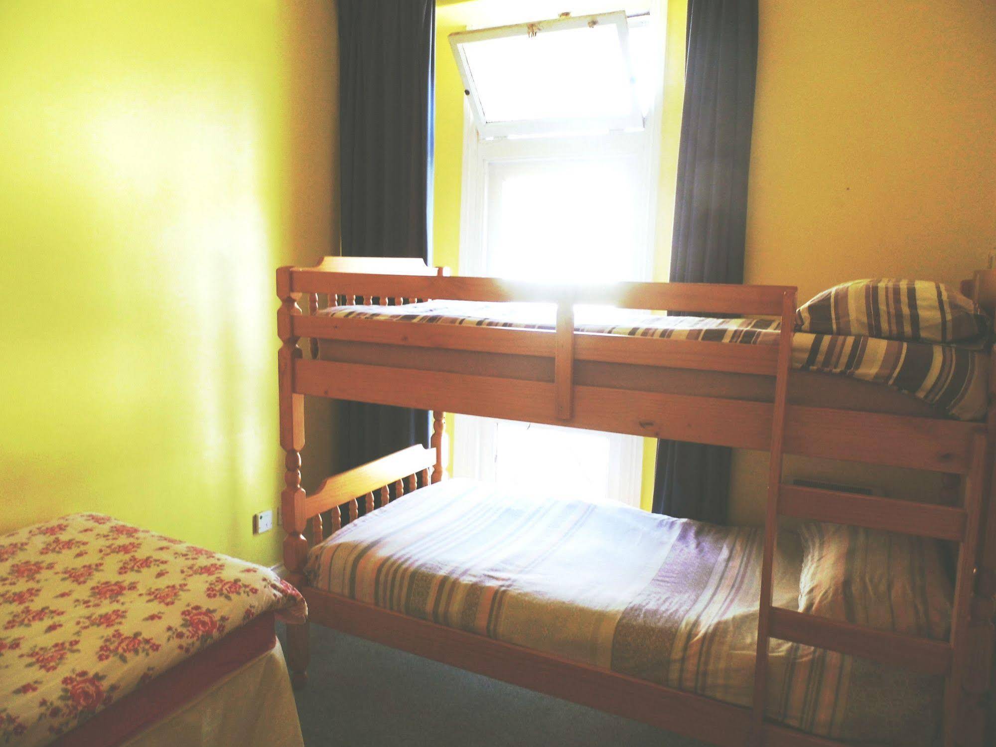 Homestay Bristol - Hostel