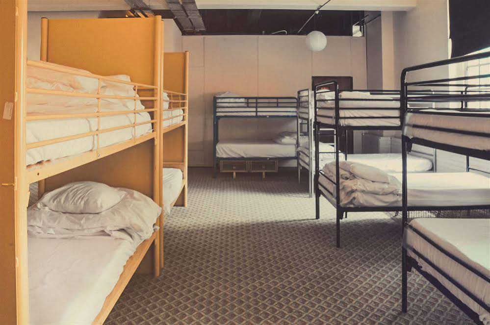 Rock n Bowl Hostel