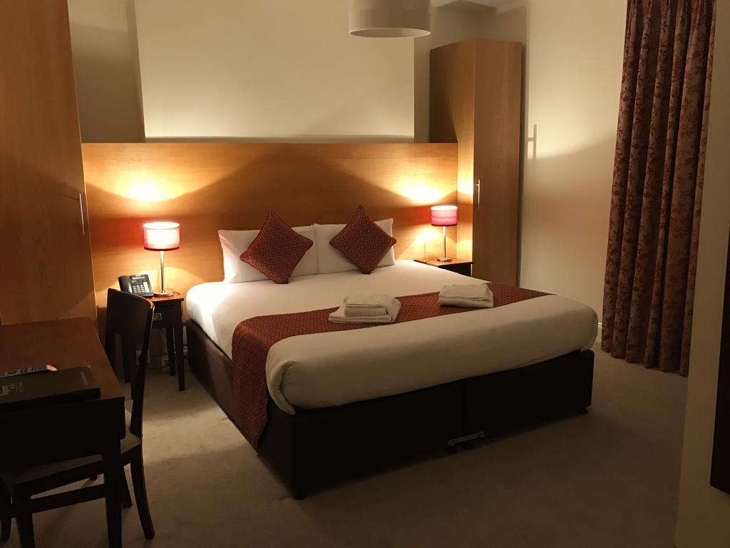 OYO Flagship The Regency