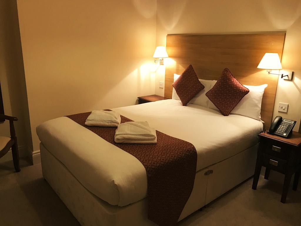OYO Flagship The Regency