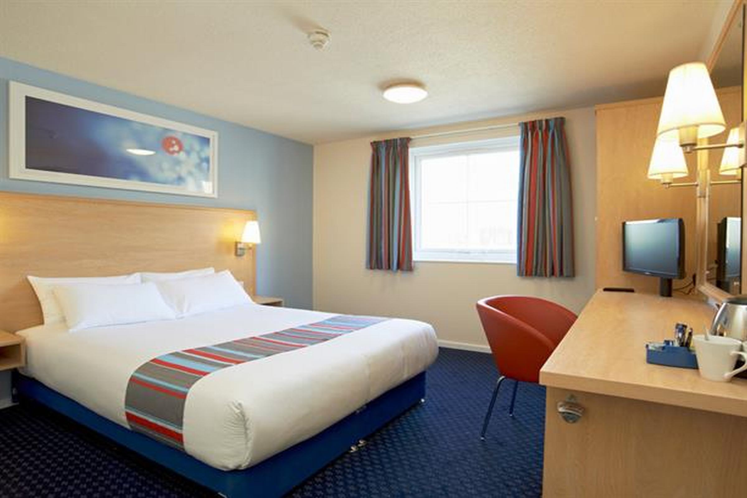Travelodge Bristol Severn View M48