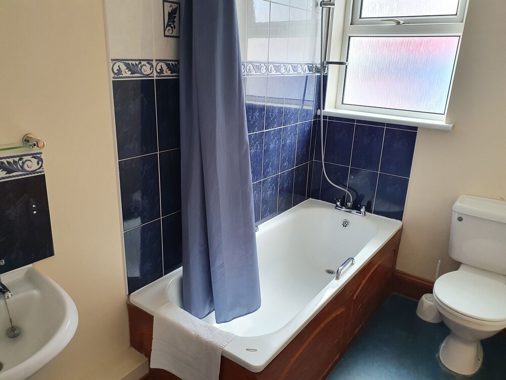 Whitehouse Guestrooms