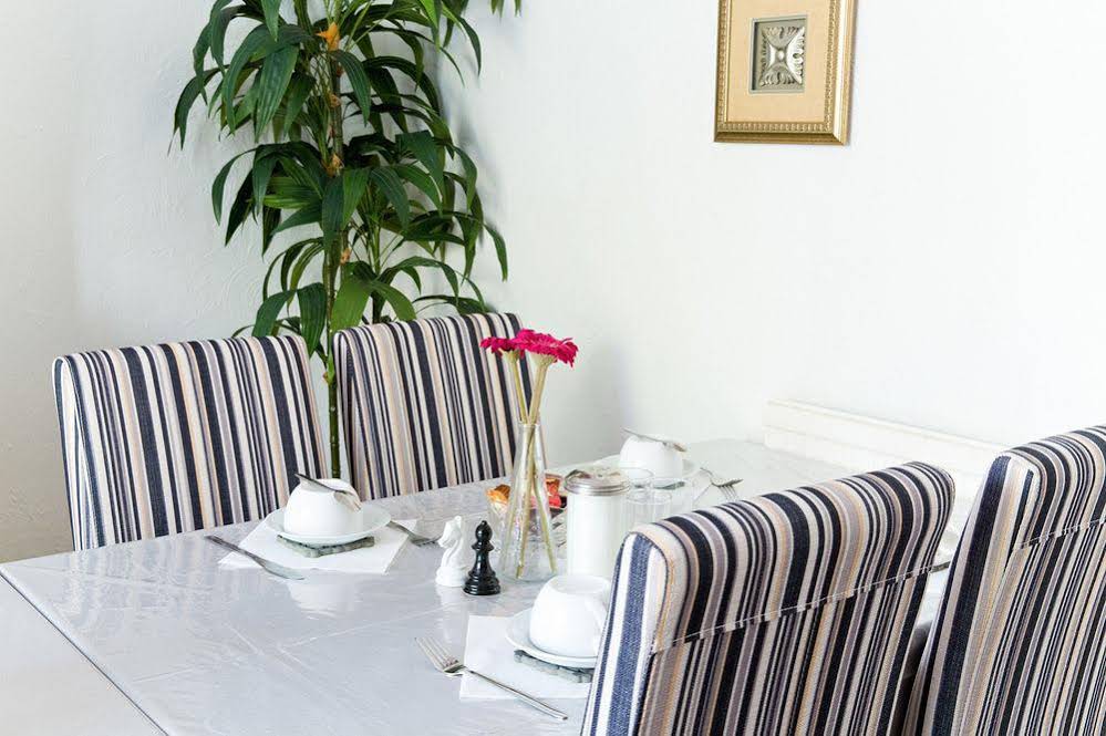 Fenners Hotel