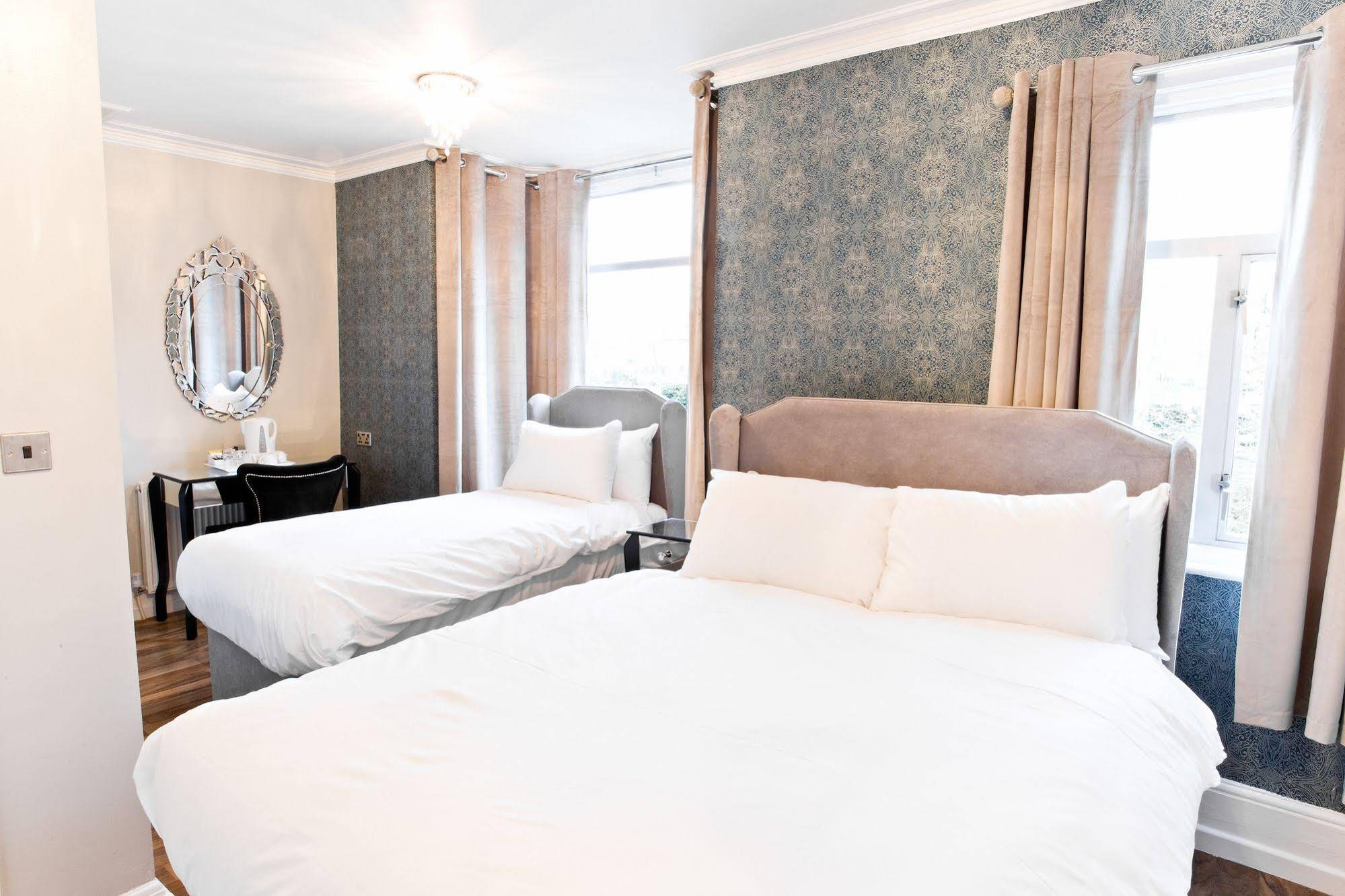 Fenners Hotel