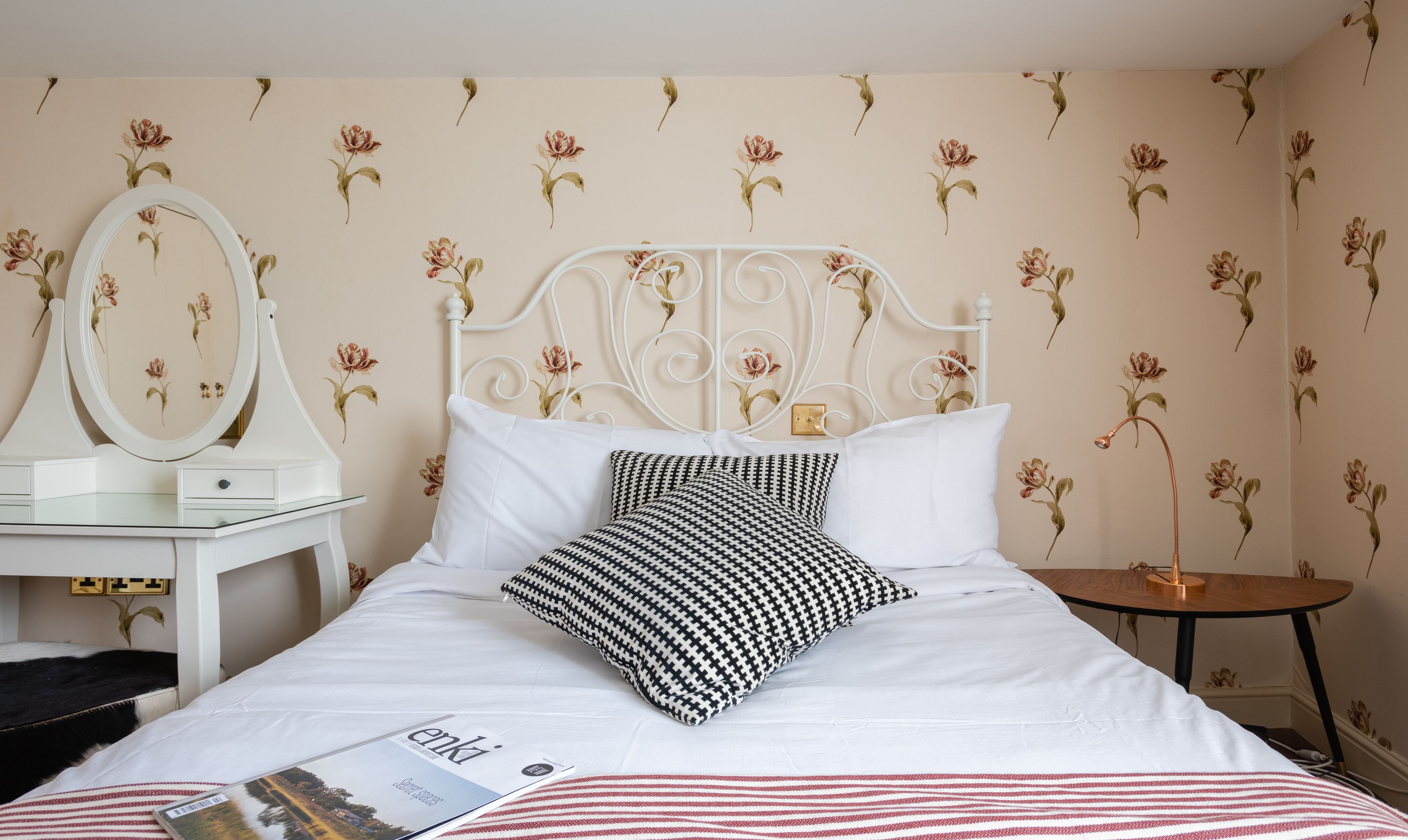 The Georgian Cottage Enchanting 3Bdr Cottage Surrounded by History