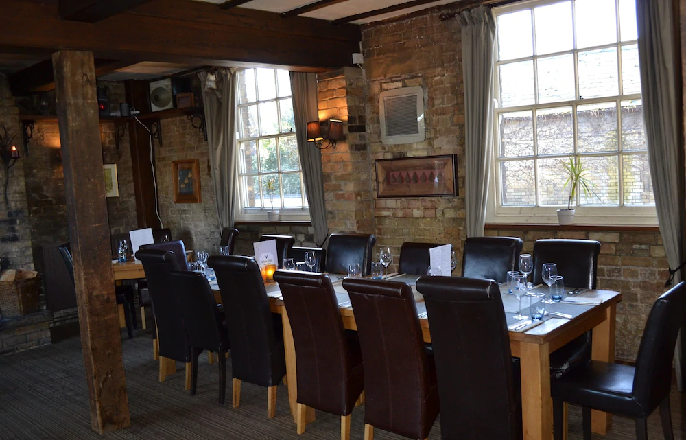 The White Hart Country Inn