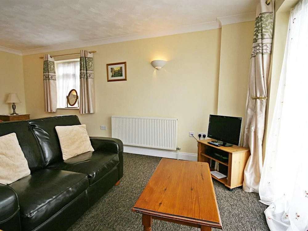 Wallis Farm House