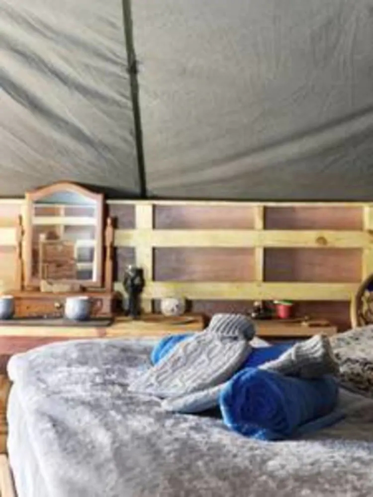 Hobbity Bell Tent House