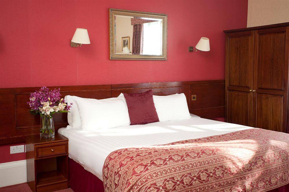 The Victoria Hotel