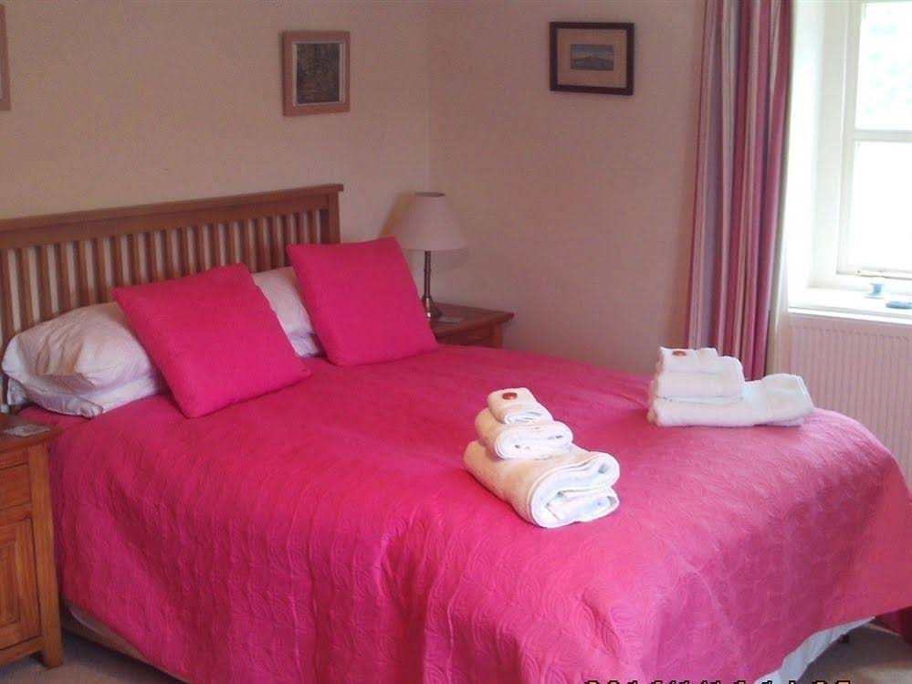Pyle Guest House