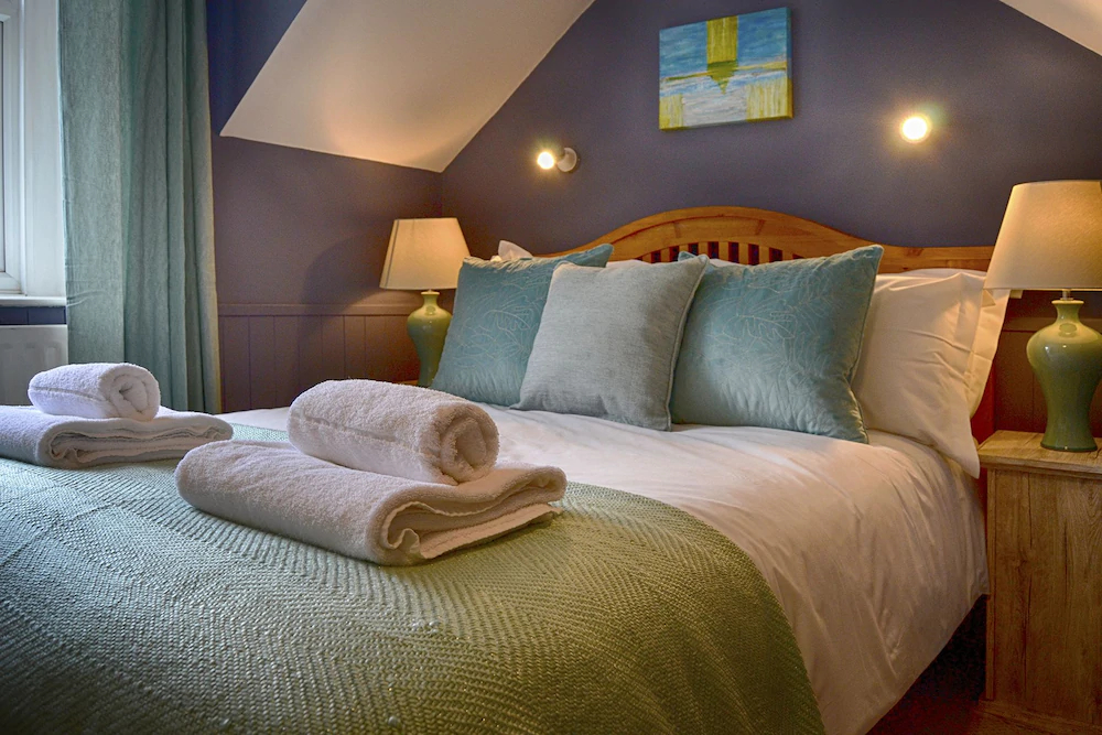 Cotswold Cottage Gems - The Lansdowne Cottage